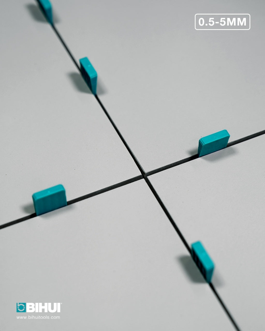 Penite pt. distantare placi de gresie, faianta si placi, rost max. 6mm, 75buc in galeata - BIHUI-TSW75