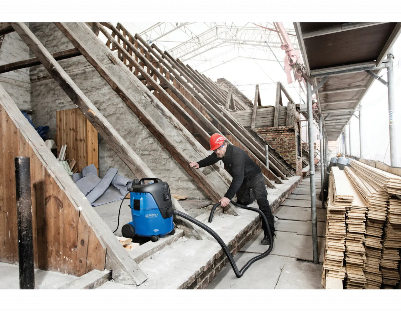 Aspirator Industrial LIGHT Aero 21-01 PC, 1250W, 20 litri - Nilfisk-107406600