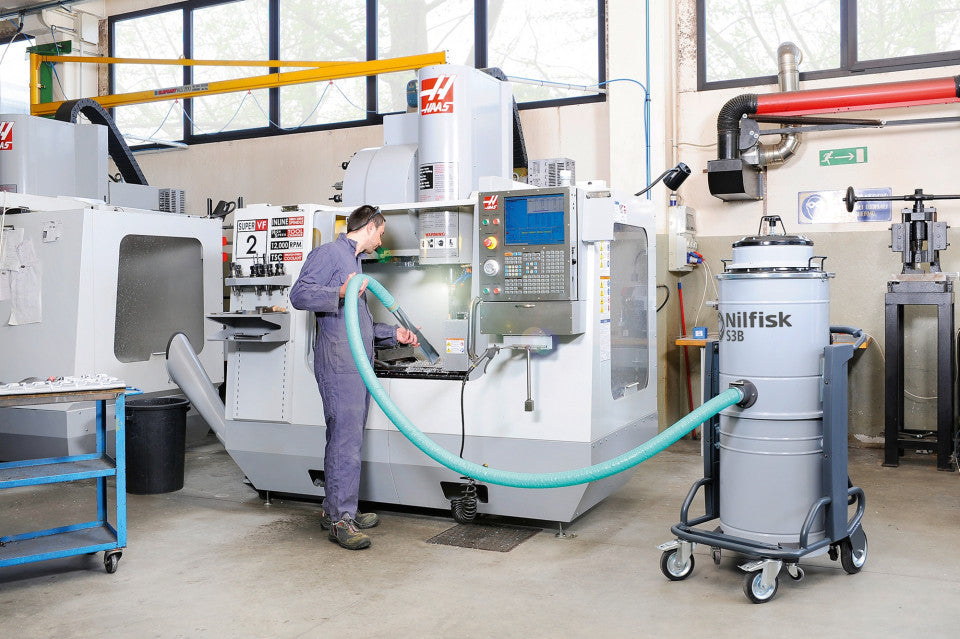 Aspirator Industrial Umed/Uscat, cu kit de aspiratie S3B L100 - 3kW, 100litri - Nilfisk-4010500039+Z724151+NZ722001