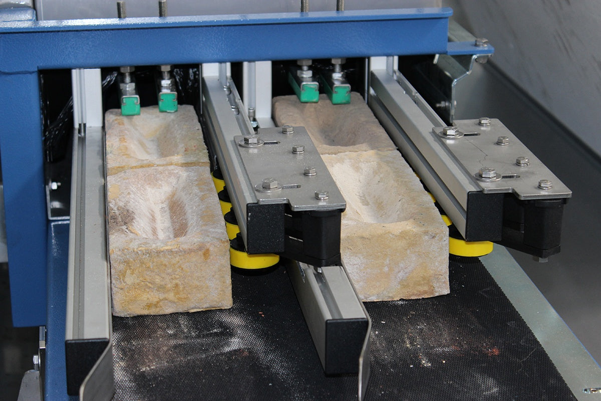 Masina automata de taiat caramizi MTM/C - 2+2 discuri diam. 300mm, grosime max.75mm - Ferrari&Cigarini