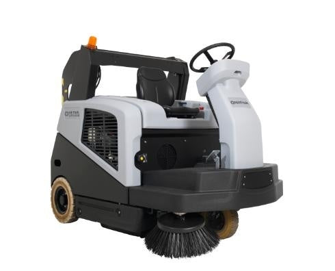 Masina de maturat cu post-conducere, diesel SW5500 D - 1175/1500mm, 150 litri - Nilfisk-9084412010
