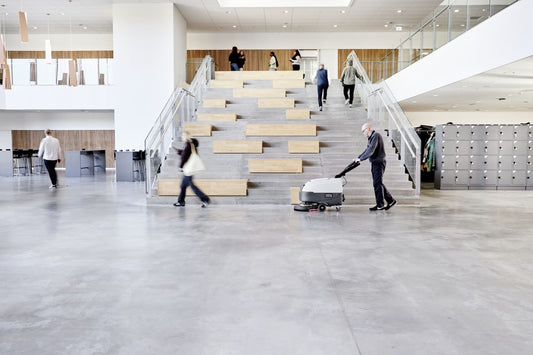 Masina de spalat / aspirat pardoseli SC370 43B - 432mm, 25 litri - Nilfisk-50000627